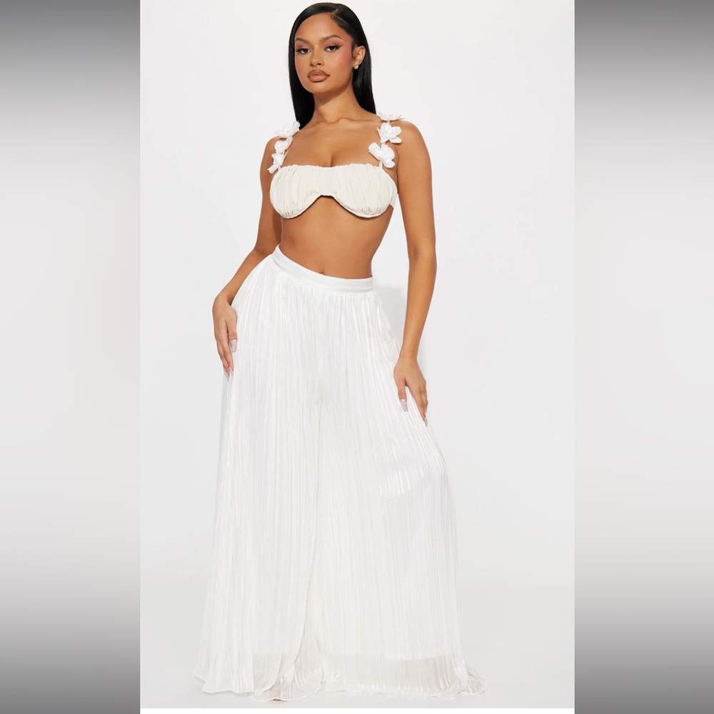 - Two Piece Goddess Set